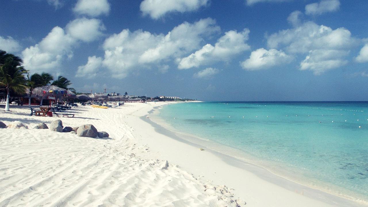 Buddha Studios Aruba Palm Beach Kültér fotó